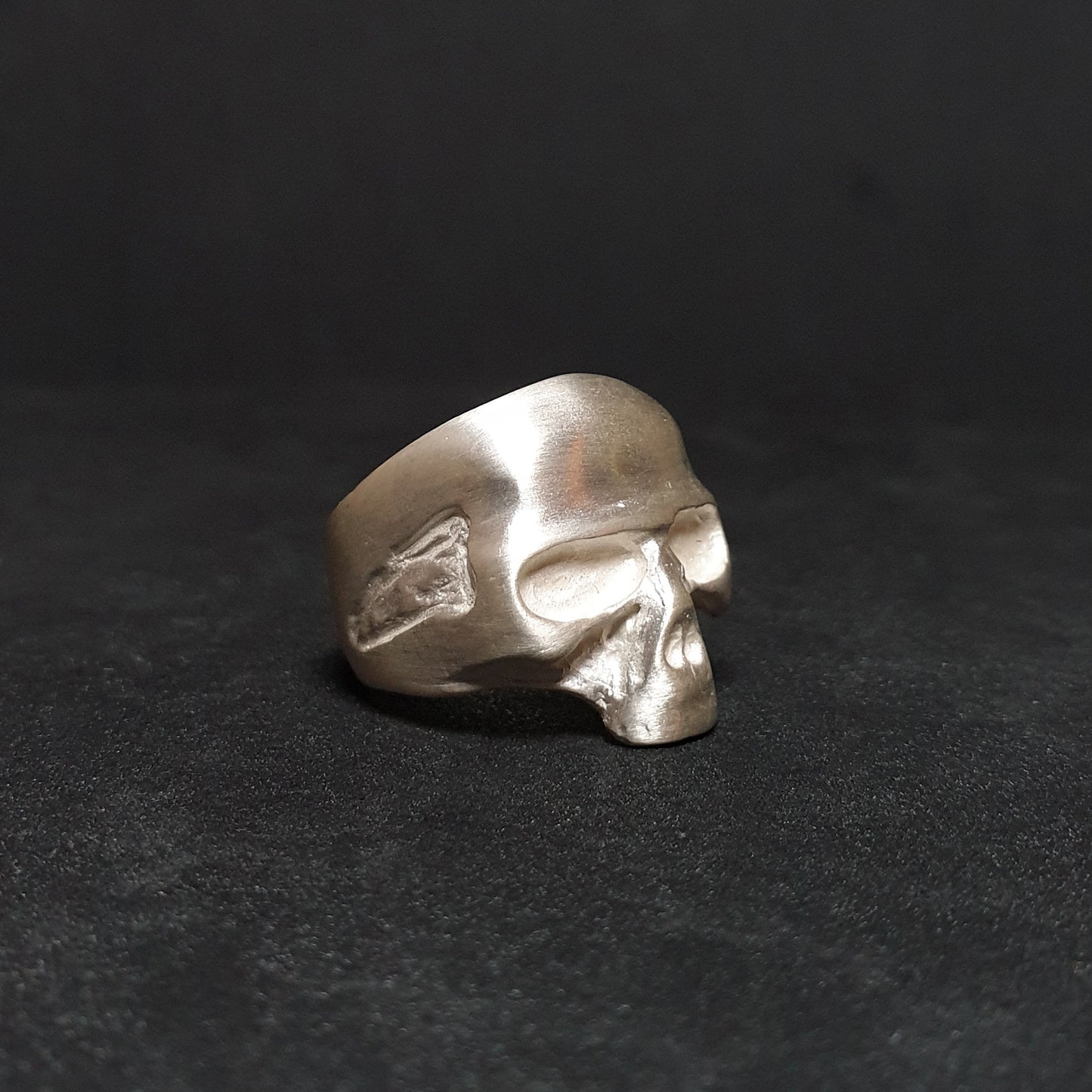 Anell skull N3