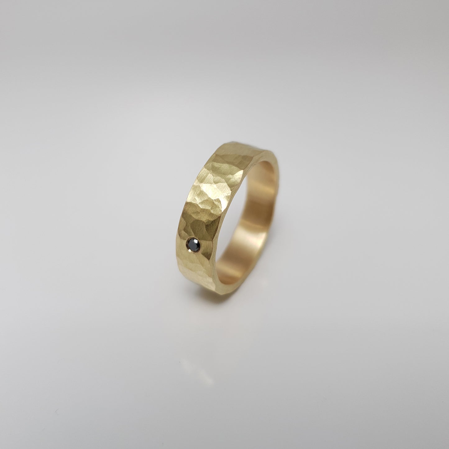 P|J Wedding Rings