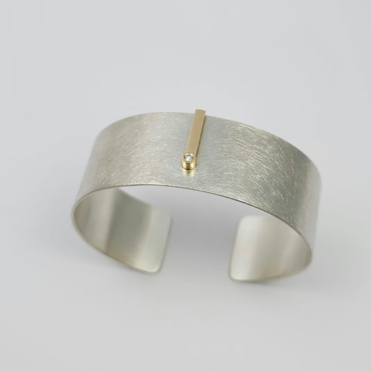 Bracelet from the esclaRxa collection. diamond