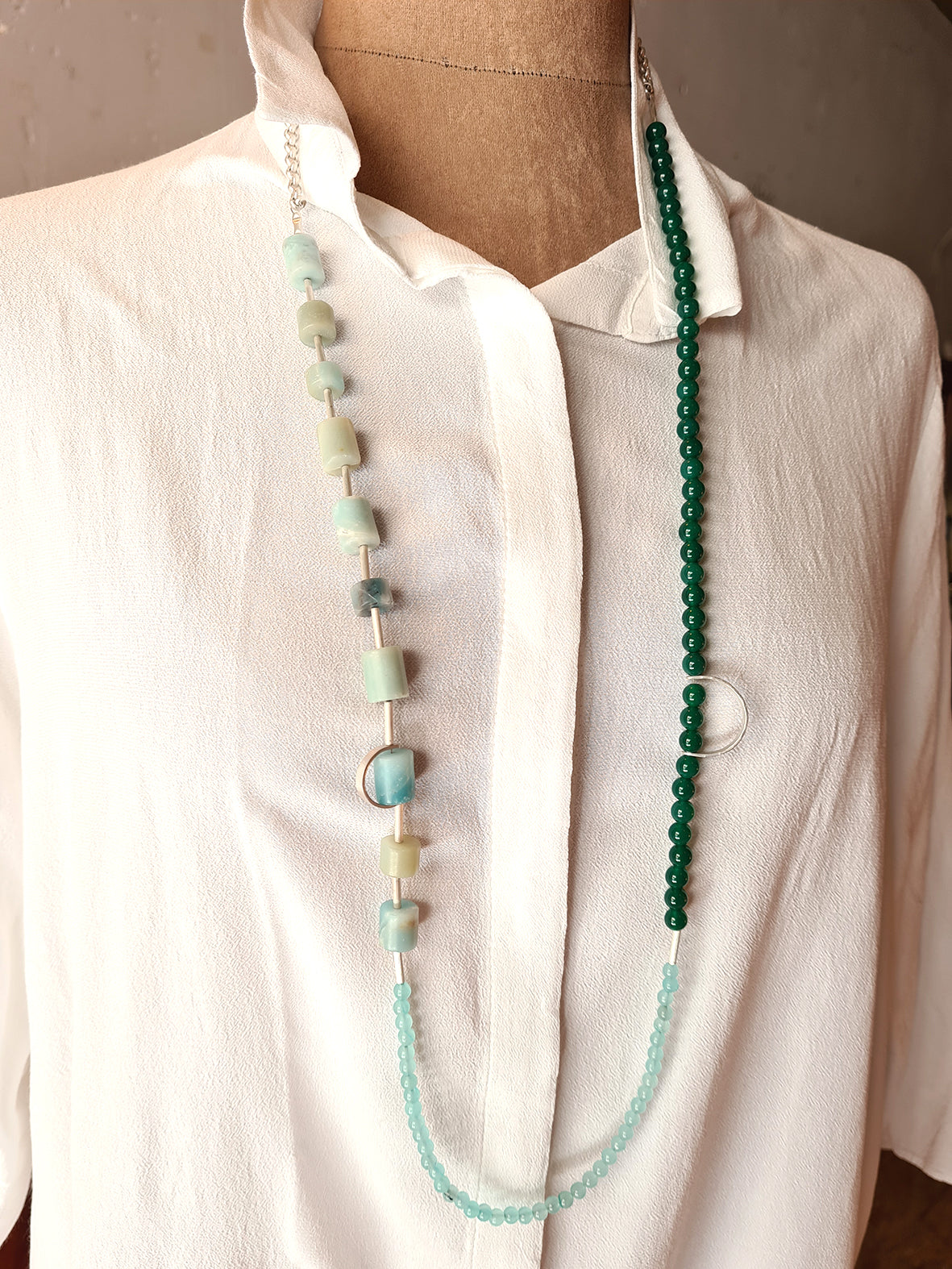 Triple green. Necklace from the 80 collection