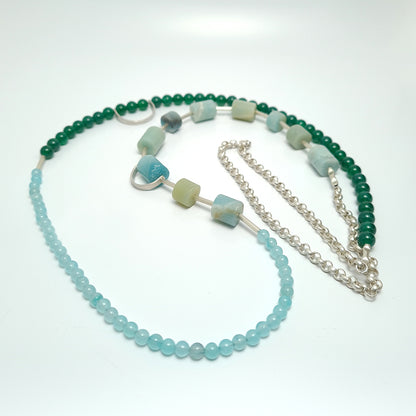 Triple green. Necklace from the 80 collection
