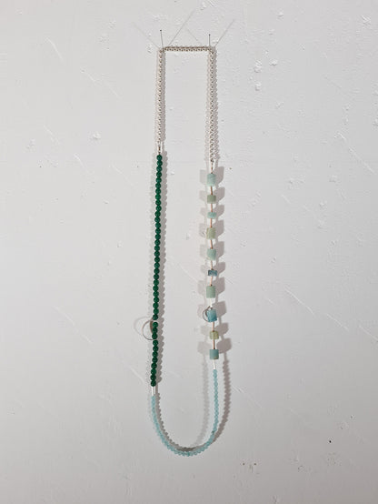 Triple green. Necklace from the 80 collection
