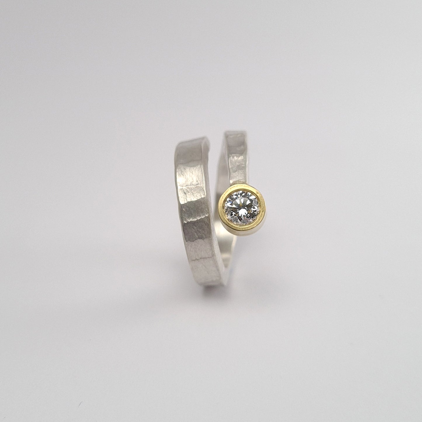 Solitaire from the forJa collection. 036