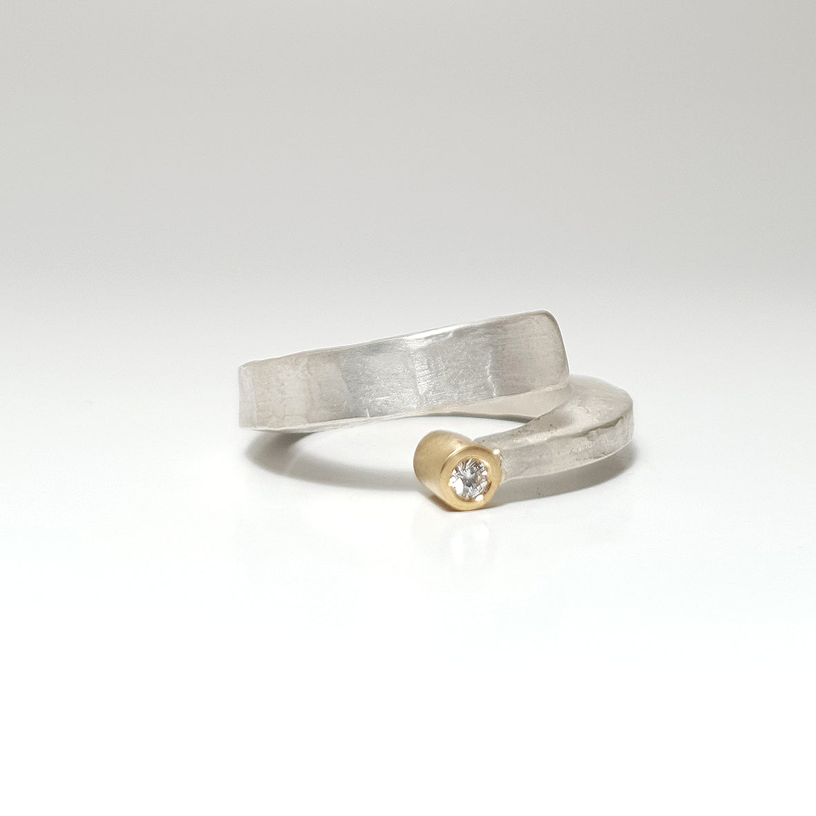 Ring from the forJa collection.