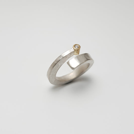 Ring from the forJa collection.