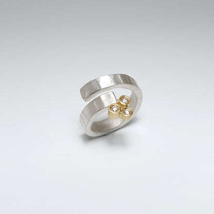 Ring from the forJa collection.
