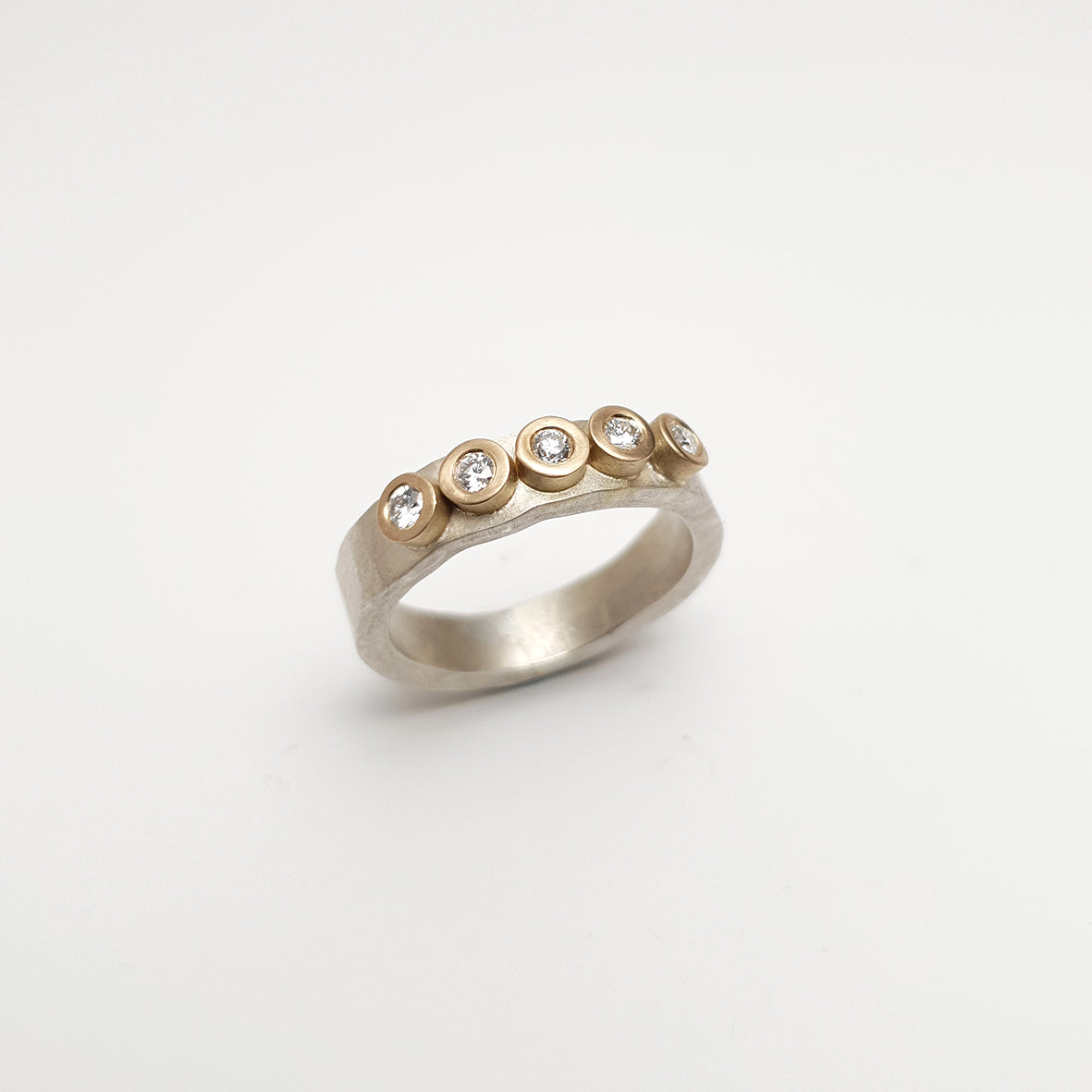 Ring from the forJa collection.