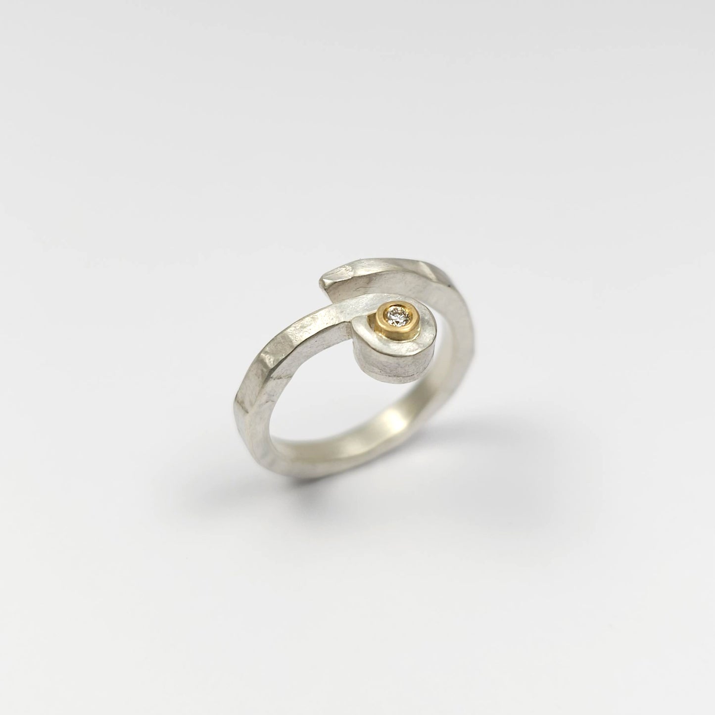 Ring from the forJa collection.