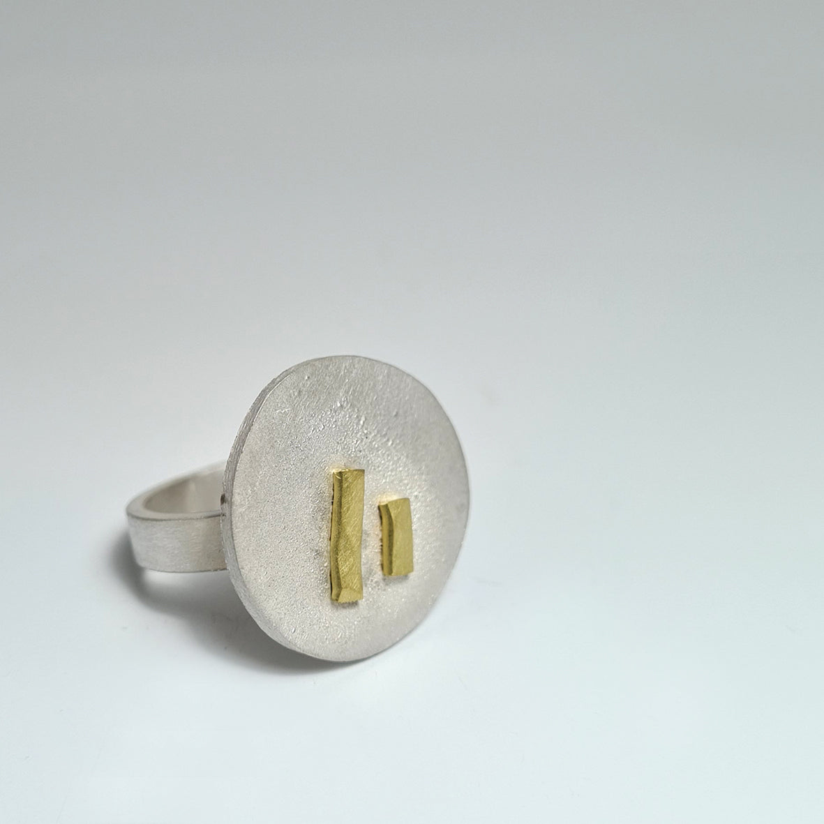 Ring II of the imProvisada collection