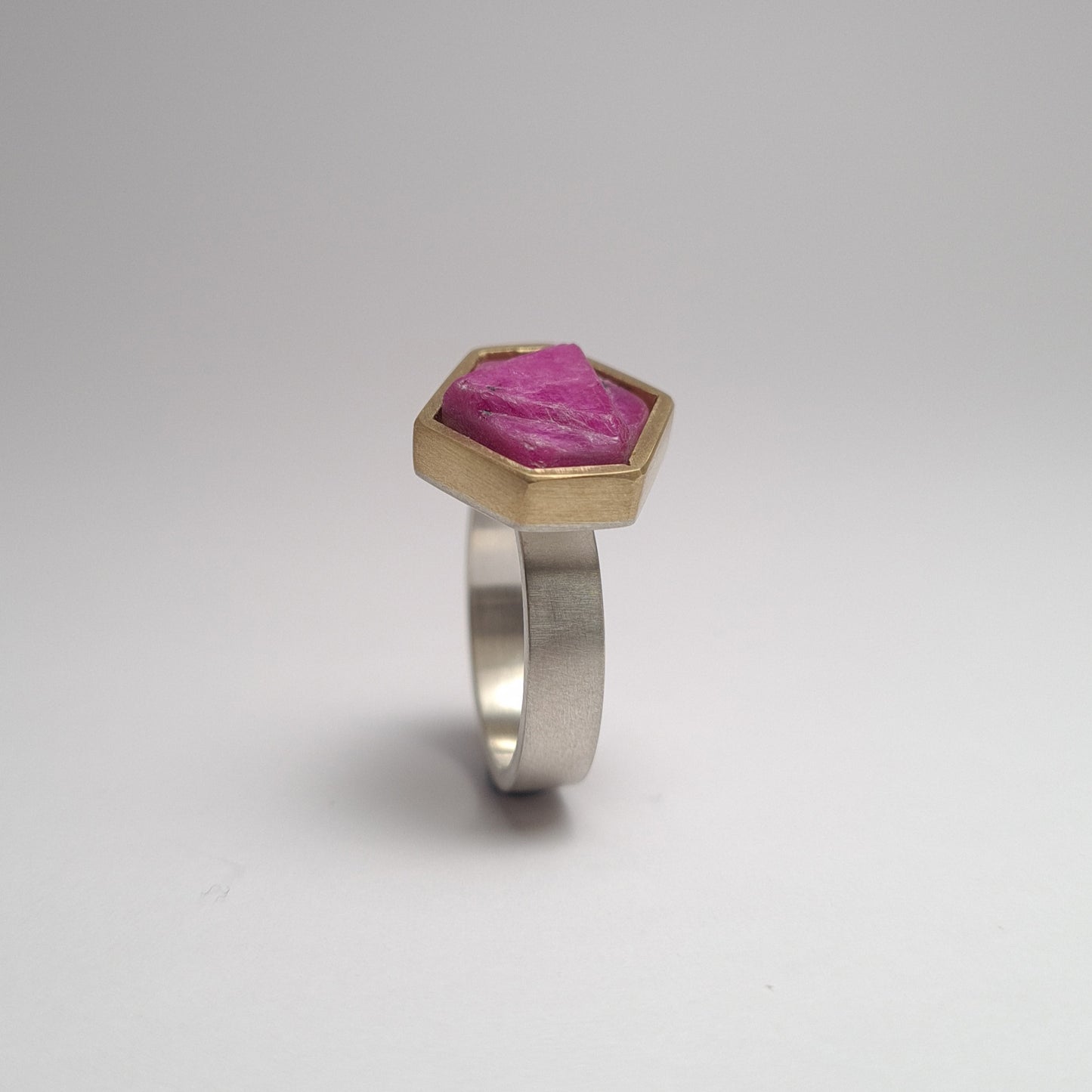 Rough ruby ring. HP