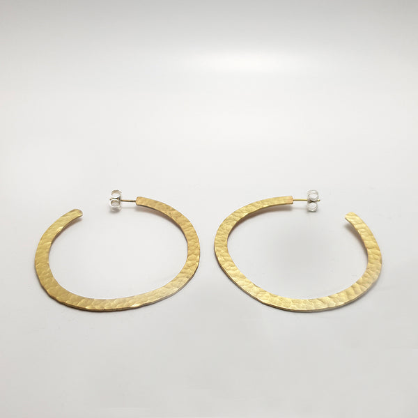 Earrings from the aRos collection