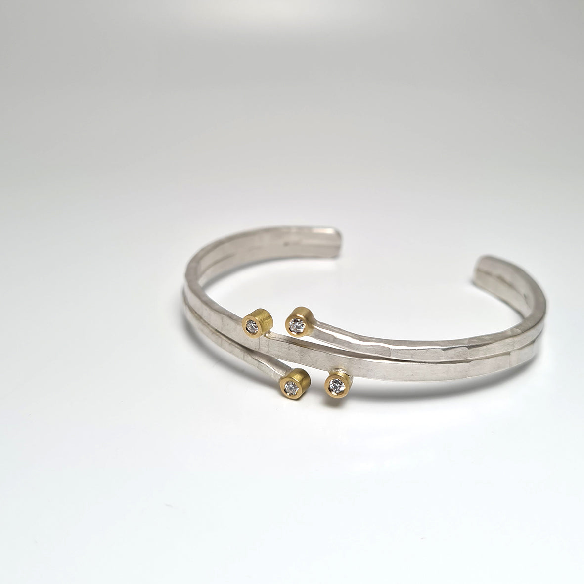 Four bracelet from the forJa collection.