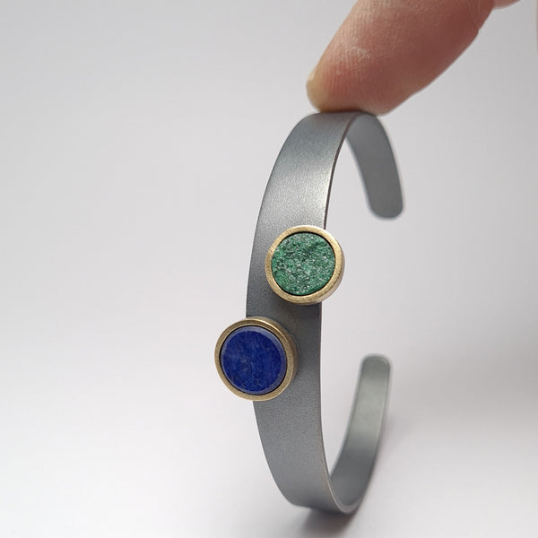Pulsera por casualidad. Azul, verde.