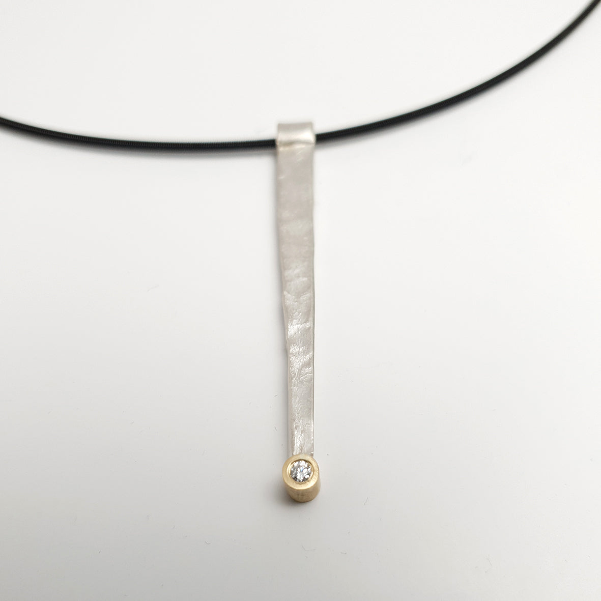 Pendant from the forJa collection.