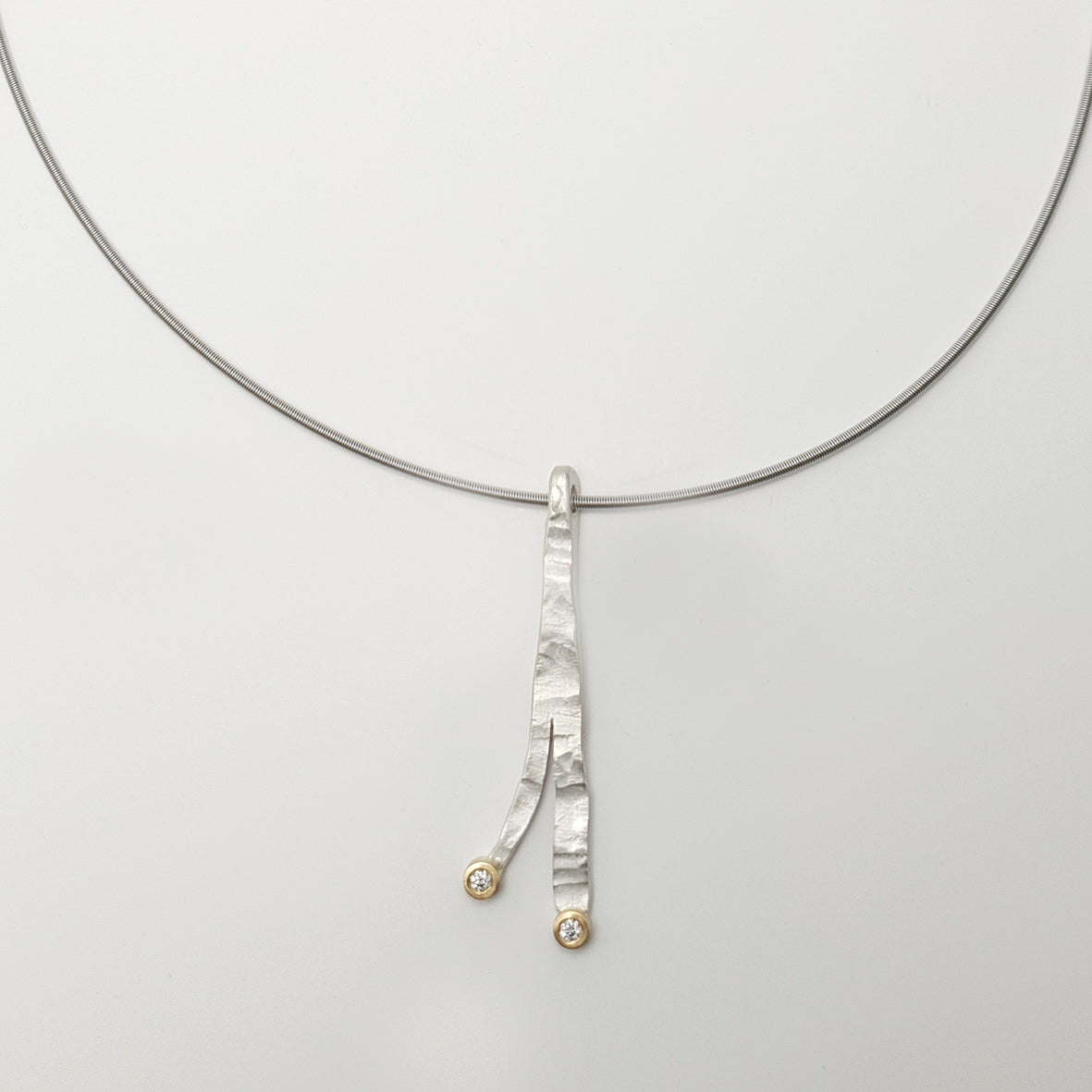 Pendant from the forJa collection.