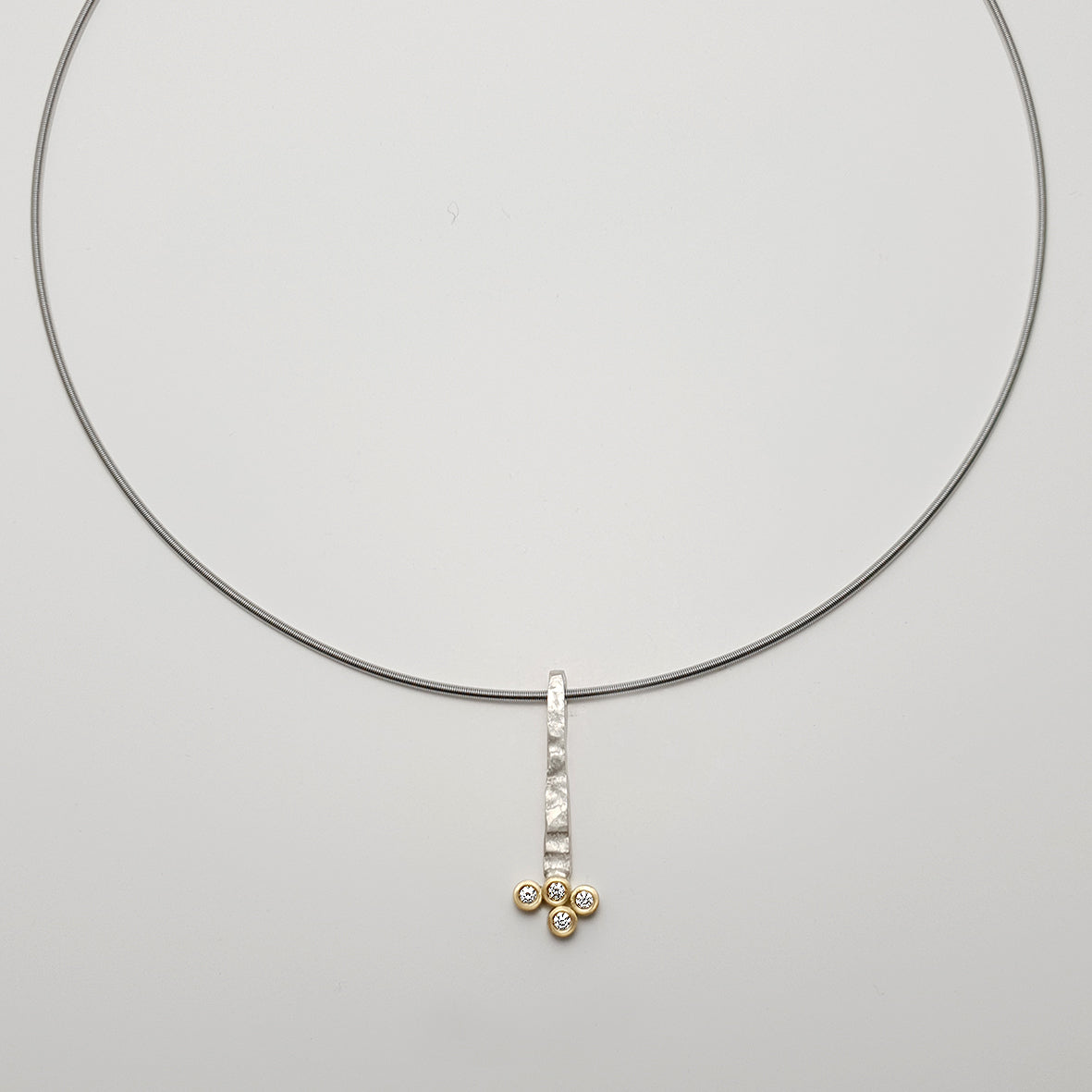 Pendant from the forJa collection.