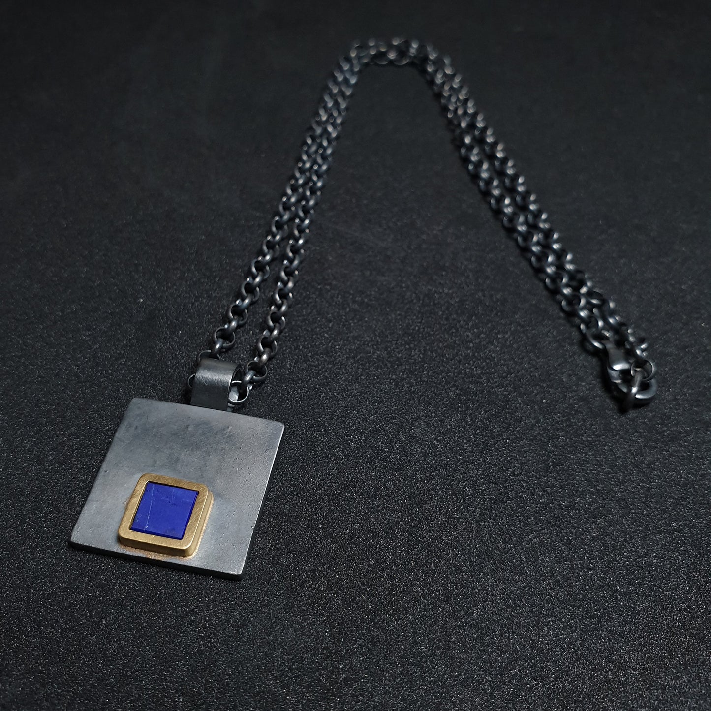 squaRes collection pendant