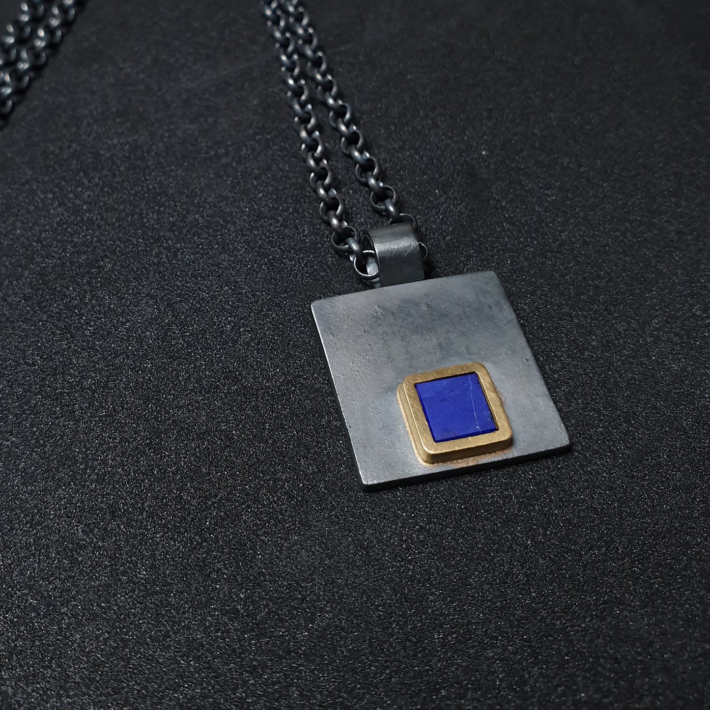 squaRes collection pendant