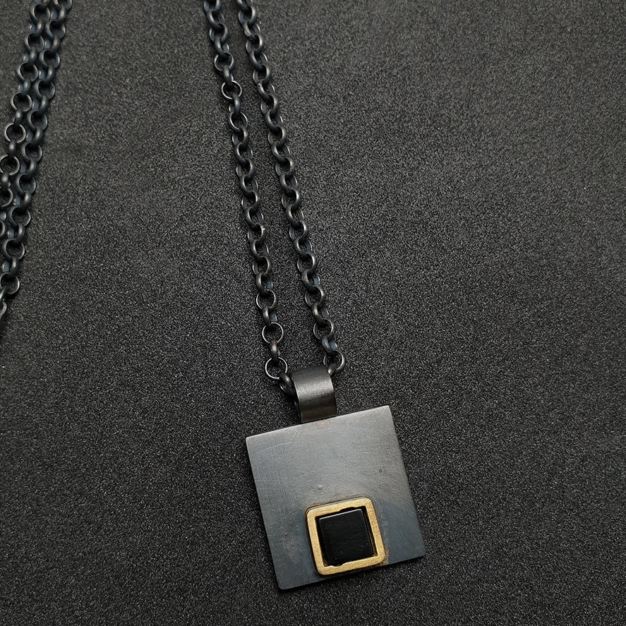 squaRes collection pendant