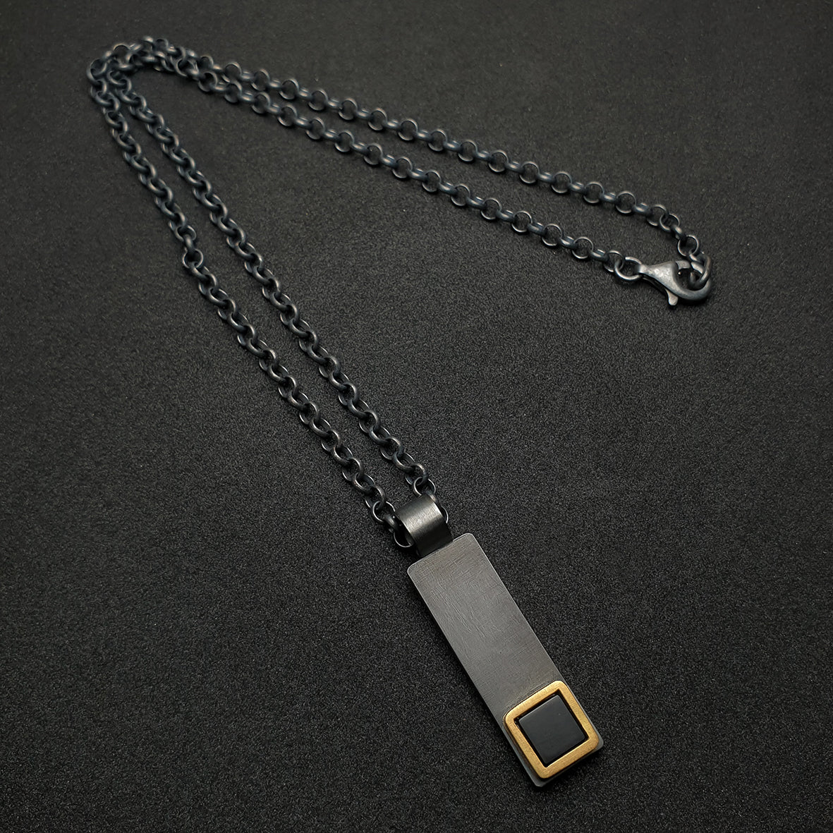 squaRes collection pendant