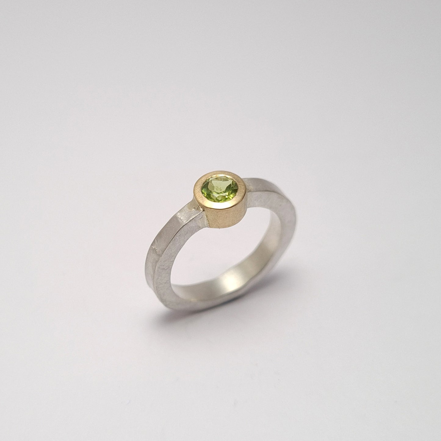 Solitaire from the forJa collection. Peridot