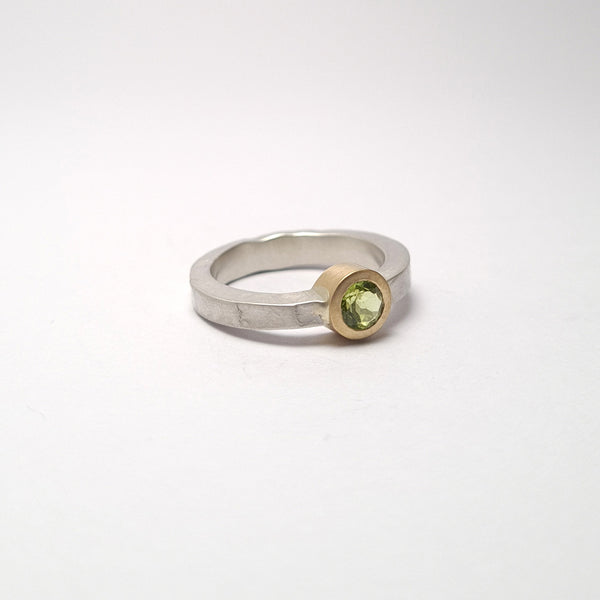 Solitaire from the forJa collection. Peridot