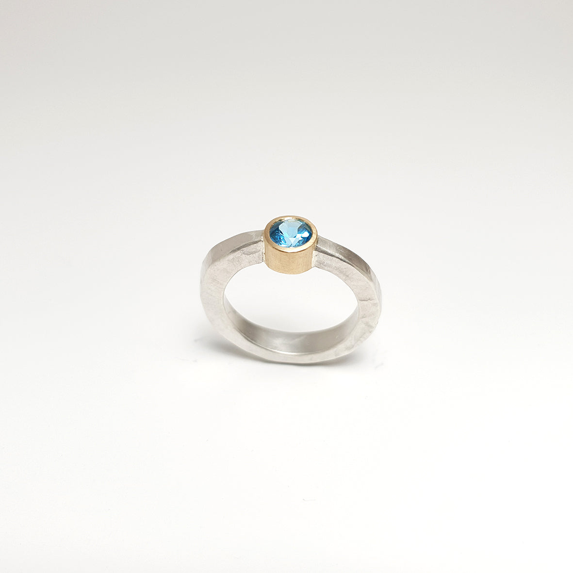 Ring from the forJa collection.